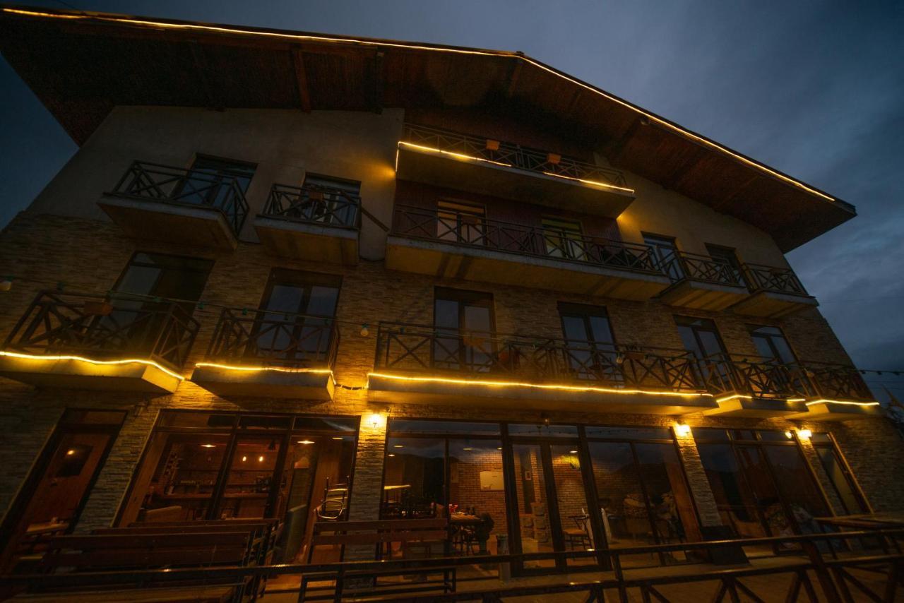 Chalet Papa Basili กูเดาริ ภายนอก รูปภาพ