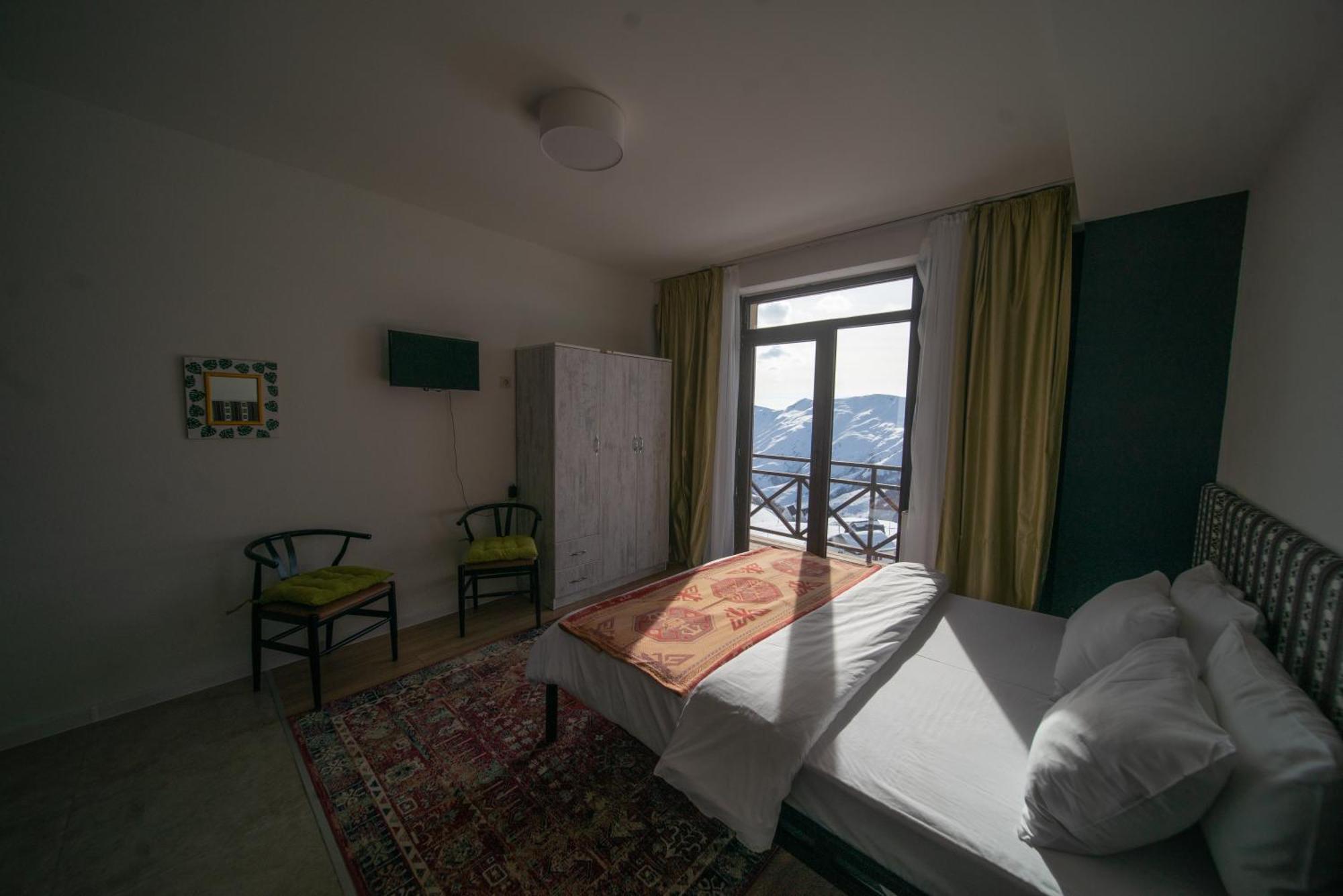 Chalet Papa Basili กูเดาริ ภายนอก รูปภาพ