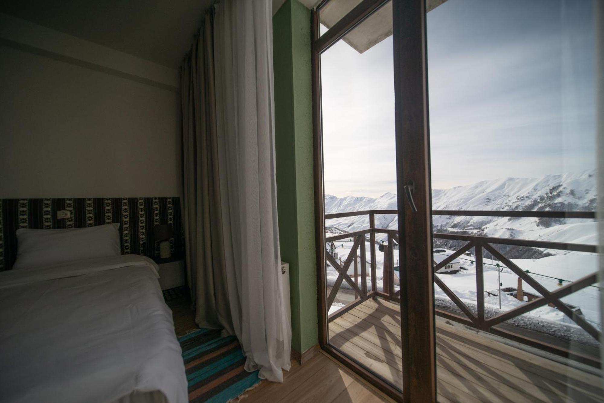 Chalet Papa Basili กูเดาริ ภายนอก รูปภาพ